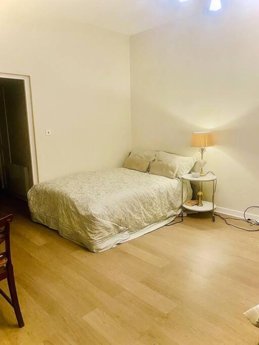 Chic Studio In Leicester Sqaure! ลอนดอน ภายนอก รูปภาพ